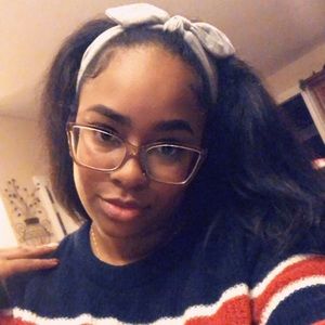 Meet your Posher, Darisse